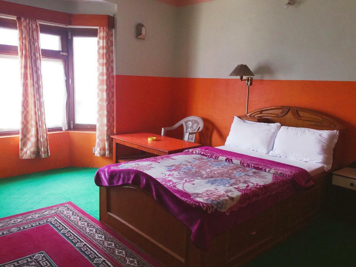 Hotel Mount Heaven Pokhara Exterior foto